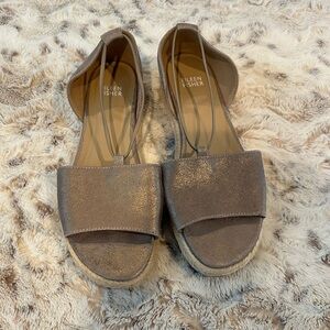 Eileen Fisher Women's Gold Metallic Espadrille Sandals